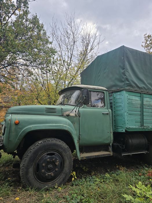 Зил 130 на полном ходу