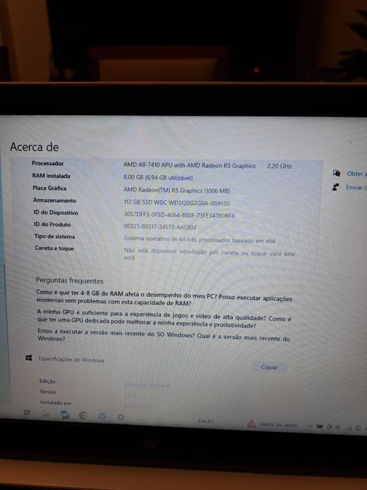 Hp pavillion notebook com pequena estaladela de 2cm na tampa
