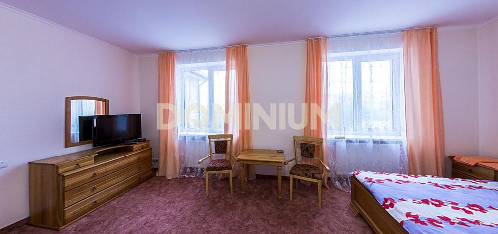 Продається діючий відпочинковий комплекс у с. Пилипець