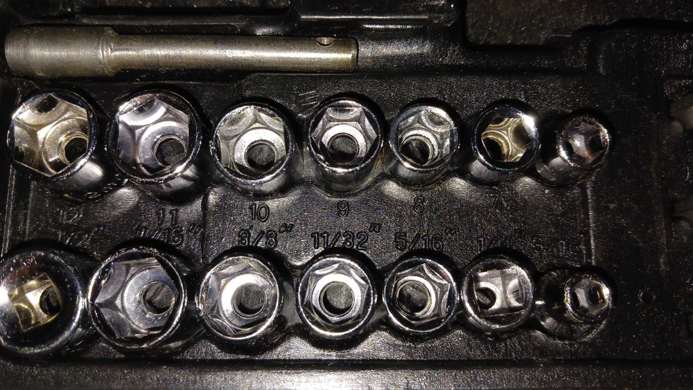 Набор 38 шт. биты головки отвертки ключи