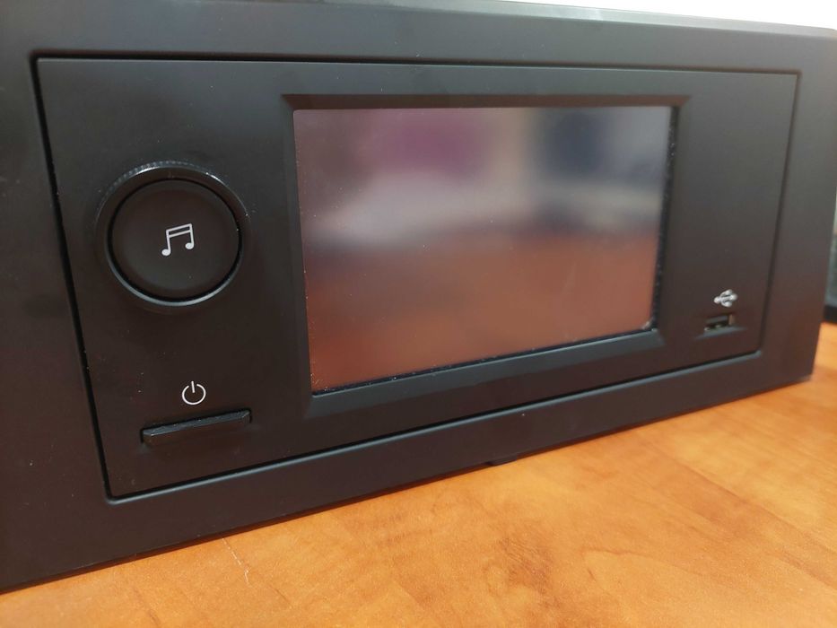 Sprzedam wyświetlacz/radioodtwarzacz do Toyoty Proace City 2021