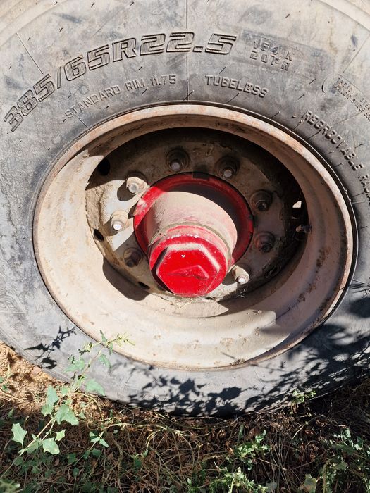 Fruehauf .         .