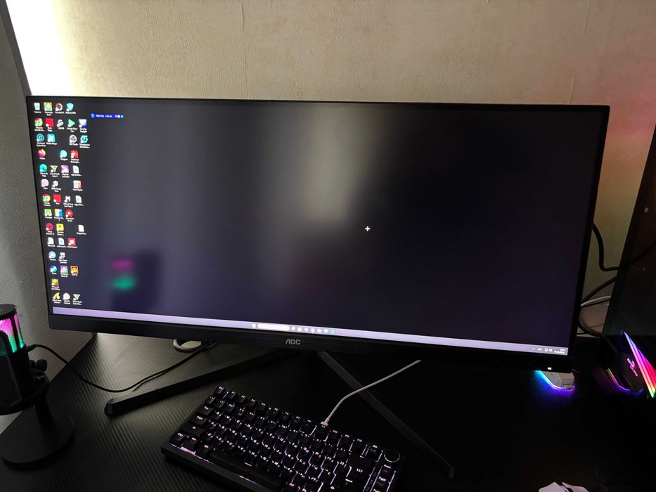 Монітор 34" AOC U34G3XM/EU -- UWQHD / 144 Hz / 8-bit / sRGB 121% / Adaptive Sync / G-SYNC Compatible / Freesync Premium / DisplayHDR 10