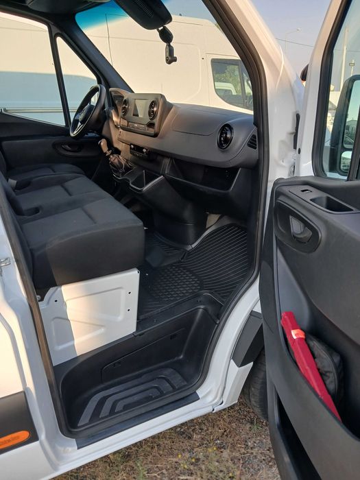 Mercedes Benz Sprinter