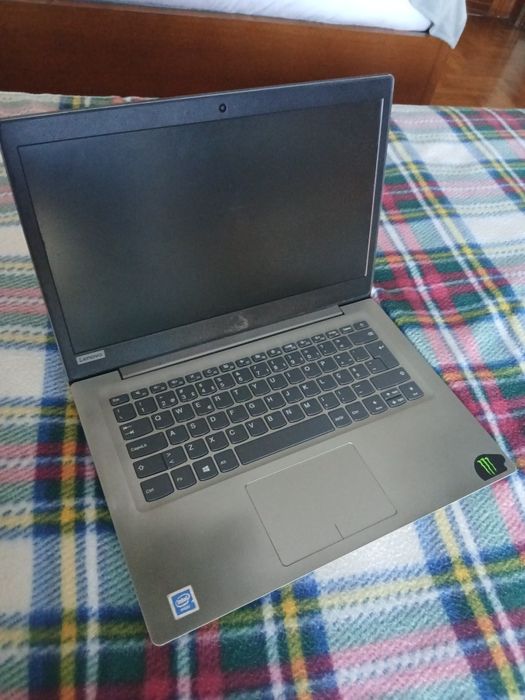 Computador LENOVO