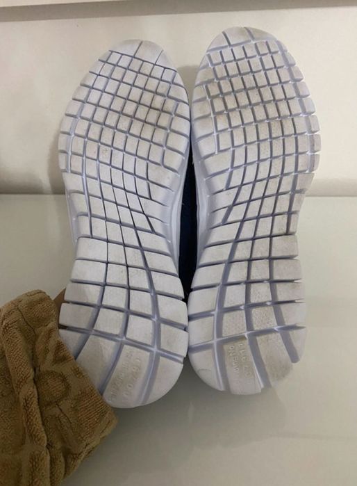 Sapatos confortáveis azuis