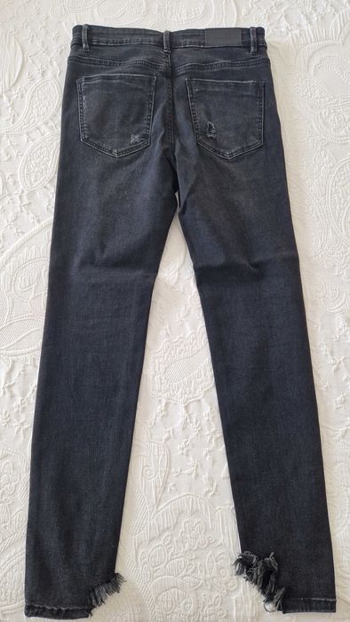 Calças pretas rasgadas, Stradivarius, Regular Waist, tamanho 38