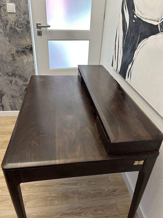 biurko sekretarzyk Brooklyn znanej niemieckiej marki Kare Design.