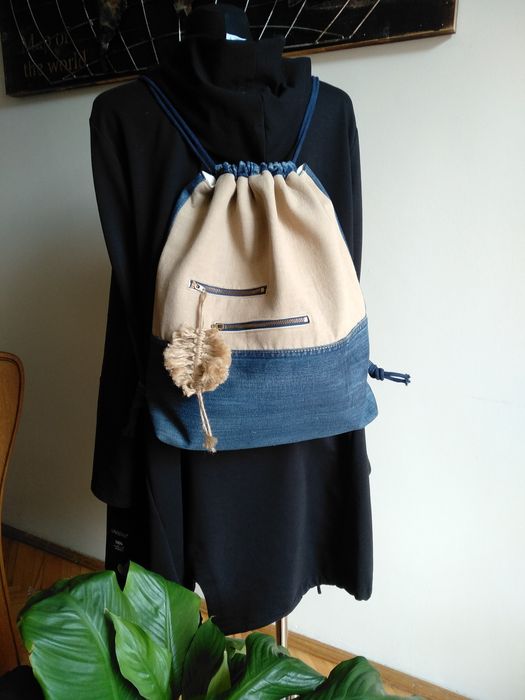 Jeansowy sportowy plecak