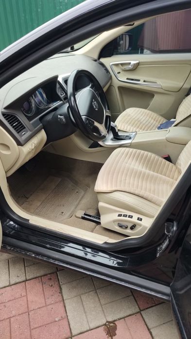 Пролам Volvo XC60