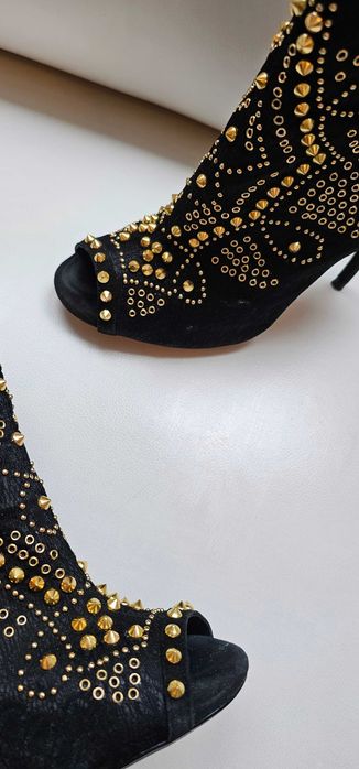 Zara botki bez palców złote nity roz 41