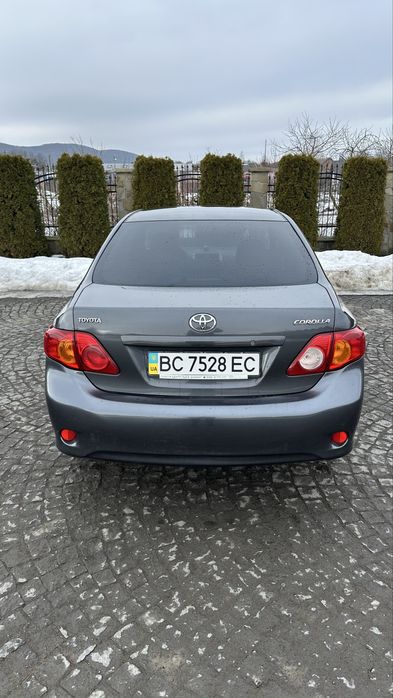 Toyota Corolla 2008, 1.6 газ/бензин.