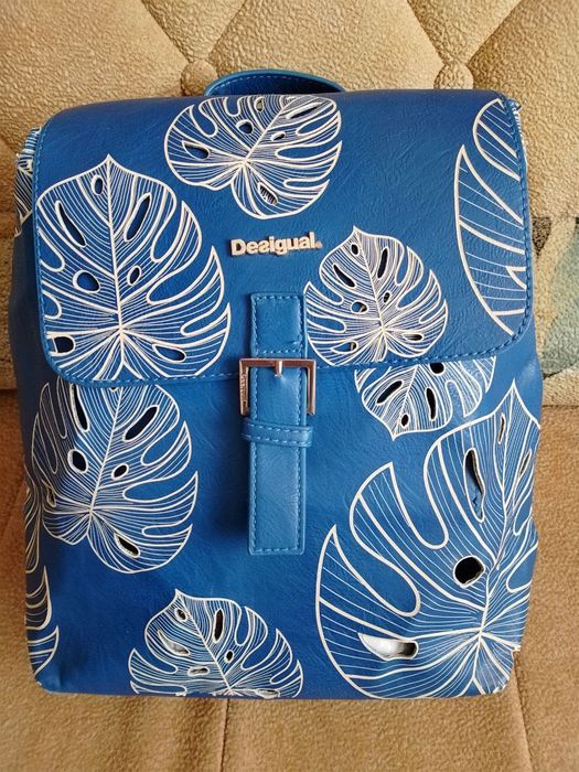 Рюкзак оригинал desigual. Дно 11/26 высота27