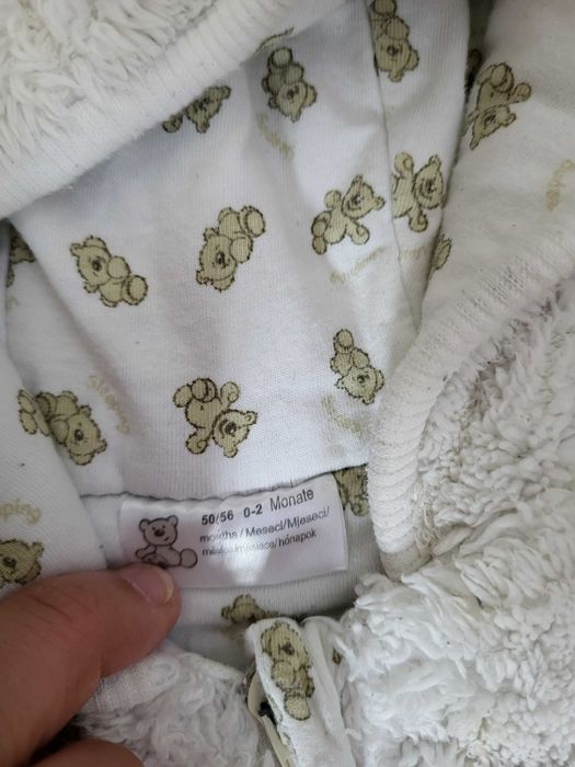 Kombinezon 0-2mies r. 50/56 biały miś kaptur z uszkami zimowy chrzest