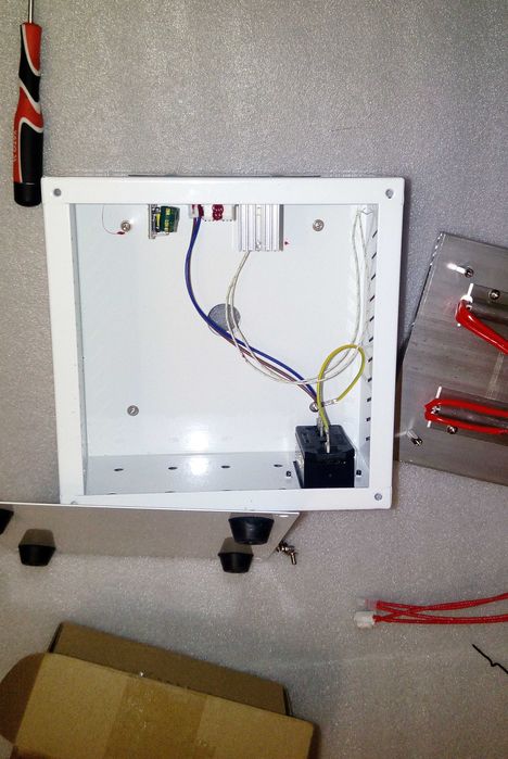 Предподогреватель,  нижний подогрев , новый, 400С 150х150мм, разборка
