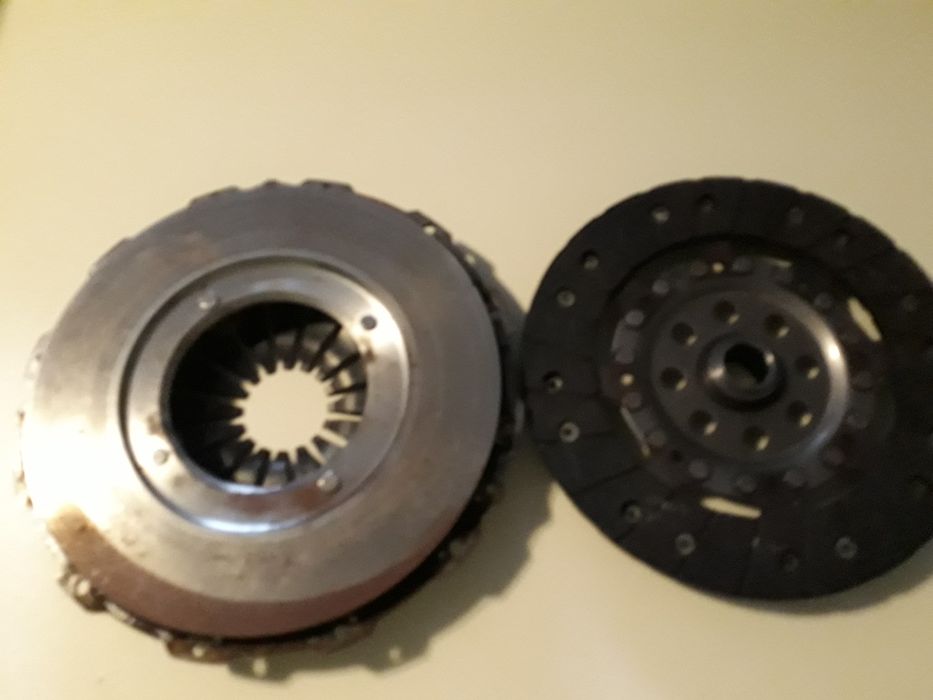 Диск сцепления и корзина фольксваген  Т4 дизель 2,5.