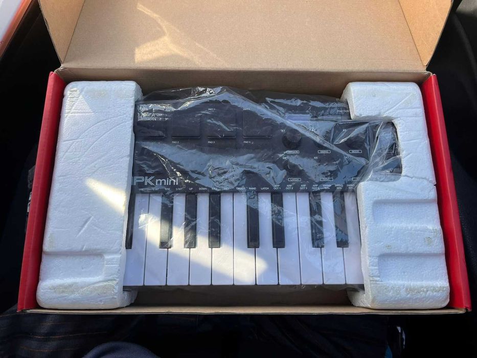 Piano/Teclado MKP Akai mini 25 teclas
