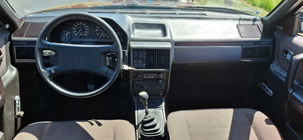 Audi 100 C3 1983r
