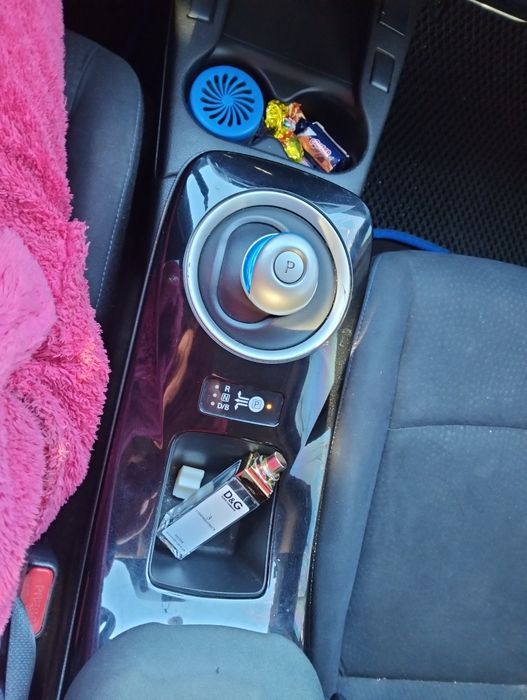 Ніссан ліф 2013 р