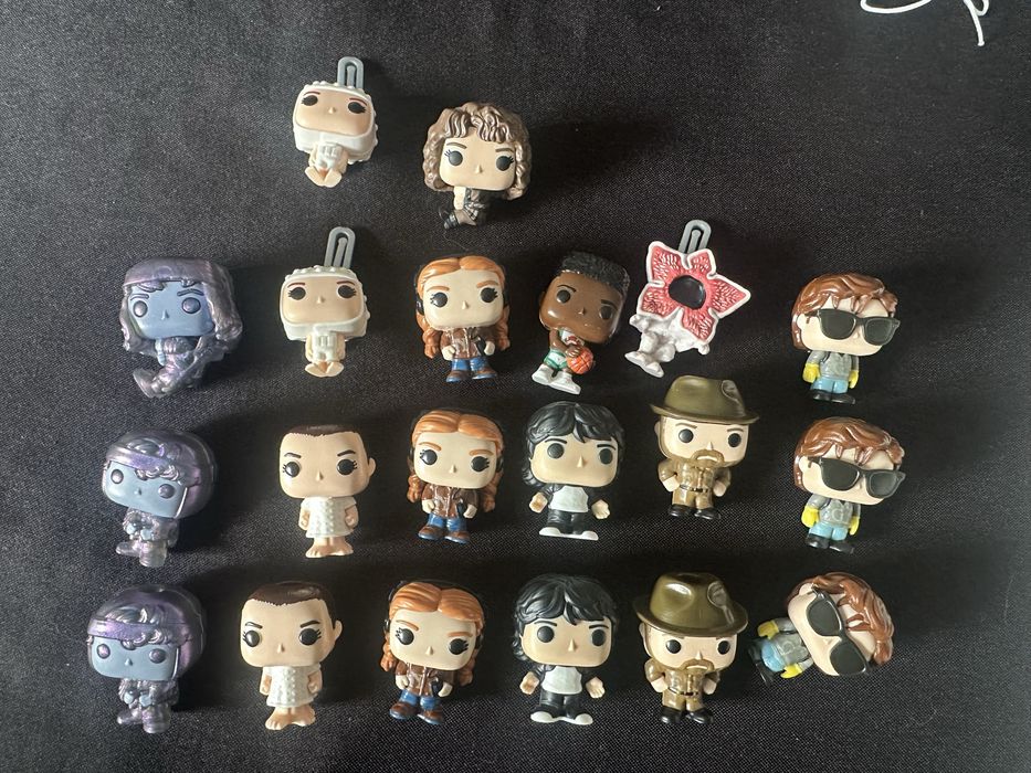 Kinder joy stranger things