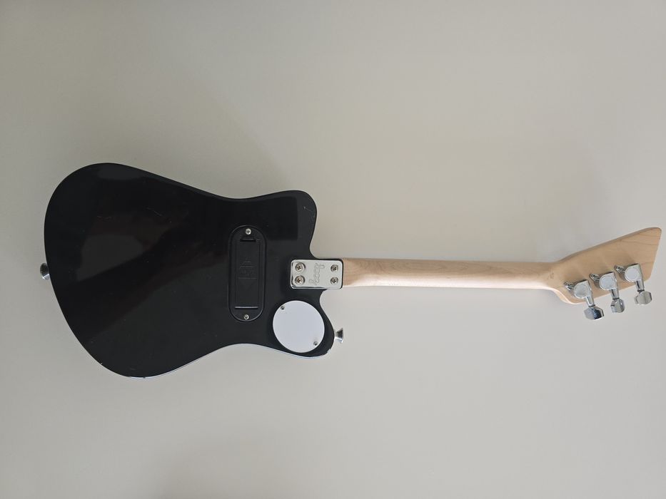 Guitarra Eletrica Loog 3+ com amplificador
