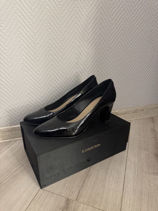 Туфлі лакові TJ COLLECTION