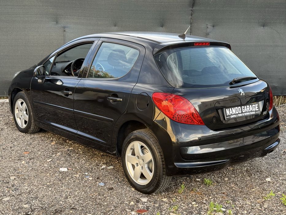 Peugeot 207 1.4 HDi 68cv ( Gasoleo ) 2007