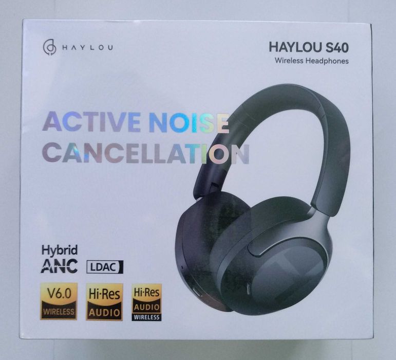 Бездротові повнорозмірні навушники