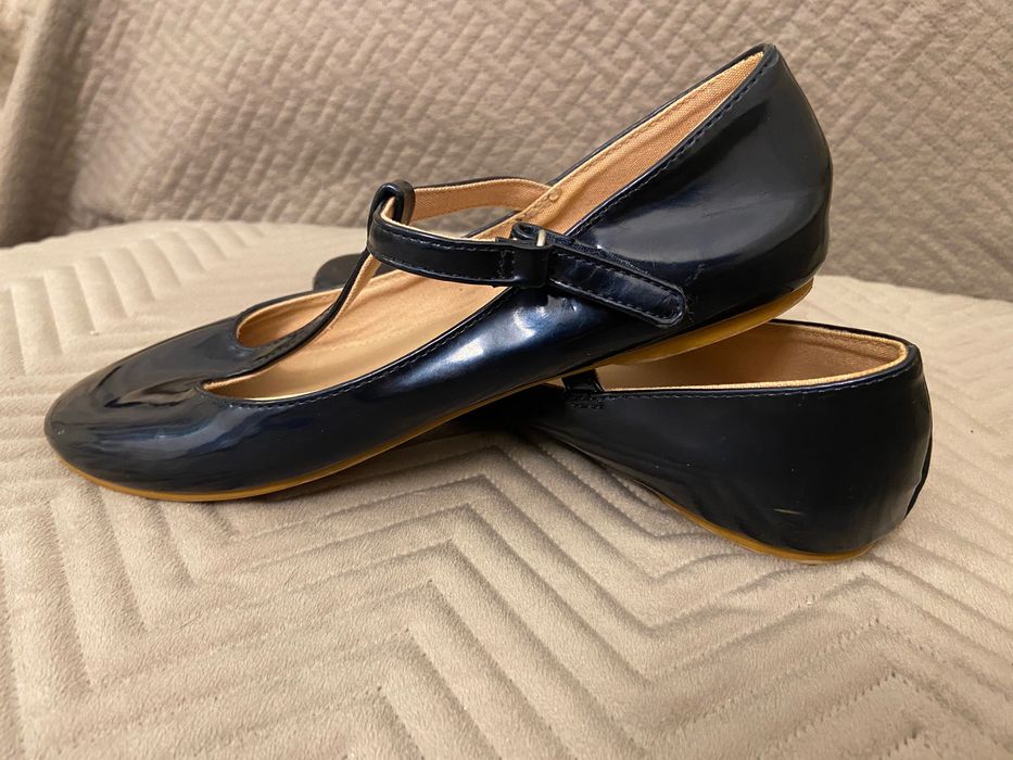 Buty Zara girls baleriny lakierki ciemny granat