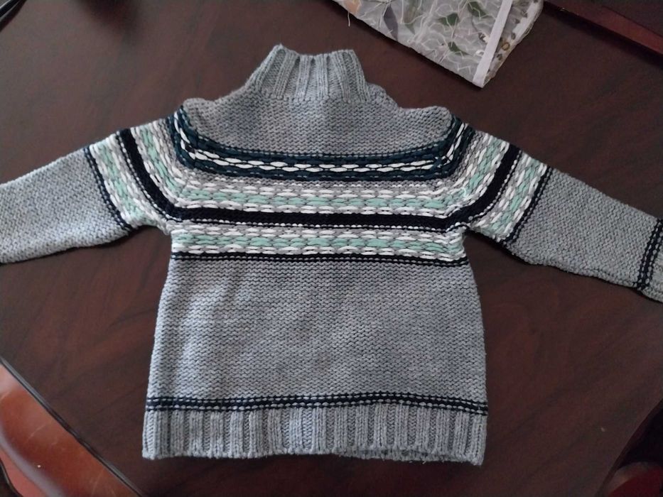 Casaco de malha GRD Kids, 3 anos, em muito bom estado