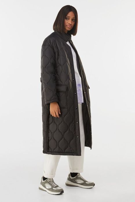 Пальто  Bershka M-Л