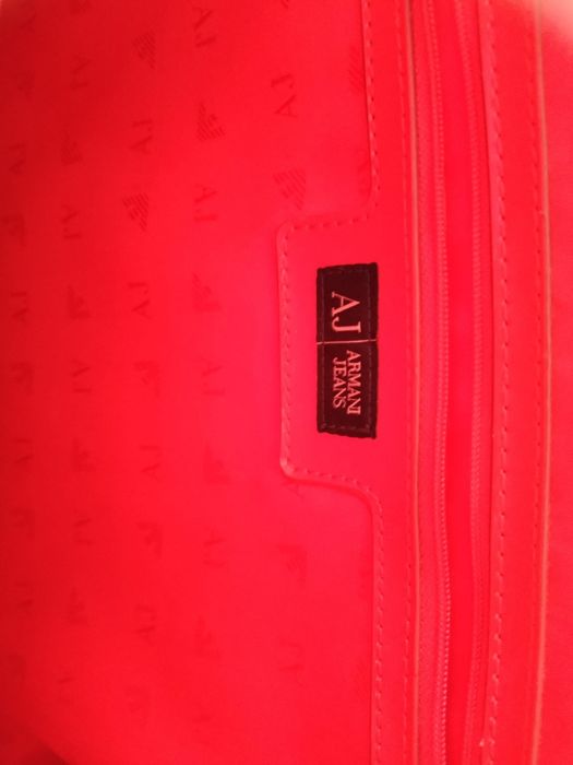 Mala de mão vermelha Armani Jeans