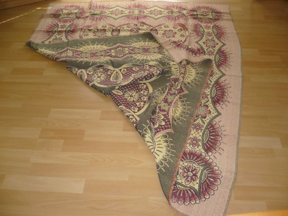 Pamiątki PRL-u kapa, narzuta dwustronna 180 cm x 140 cm