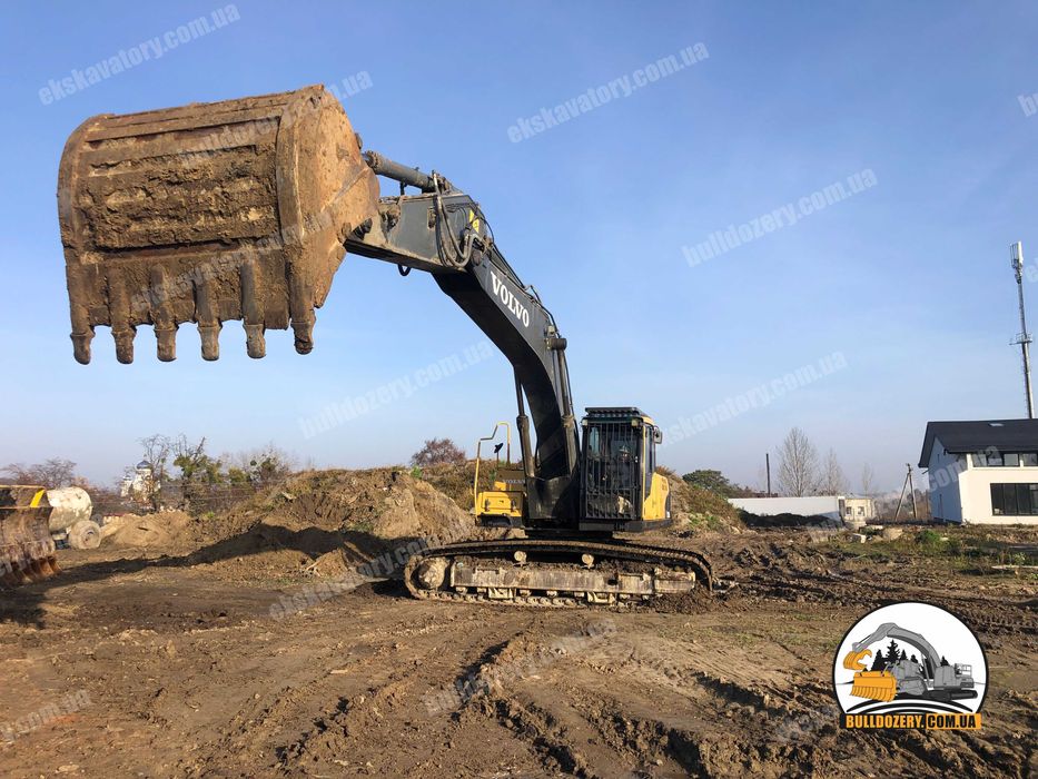 Демонтаж зданий и сооружений экскаватором Вольво290 Демонтаж приміщень