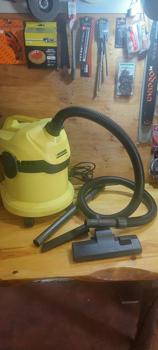 Будівельний пилосос Karcher WD-2