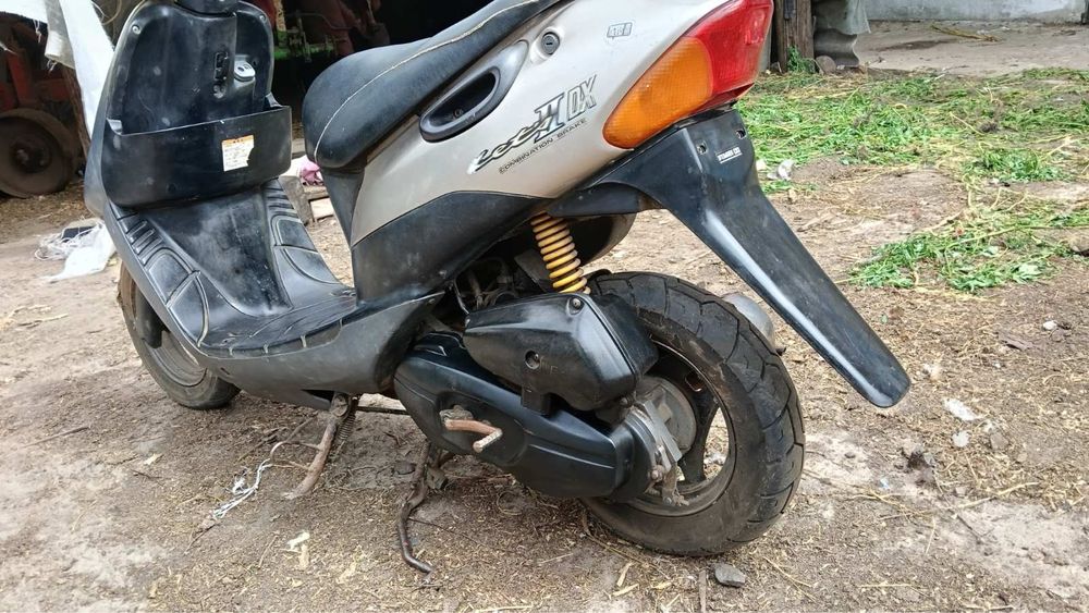 Продам скутер Suzuki Lets 2.