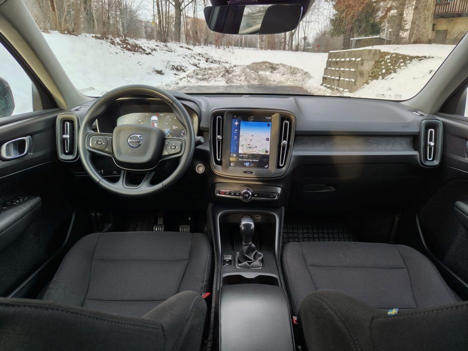 Volvo XC40 1.5 benzyna 163KM Klimatronic*Asystenci*Navi*LED*Alu