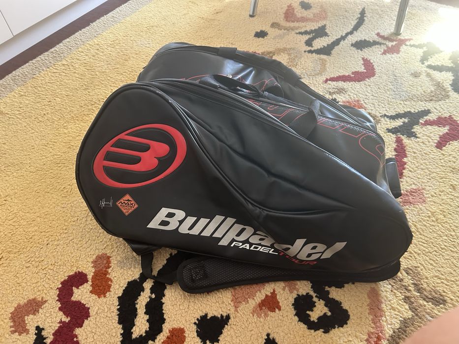 Saco Bullpadel para raquete e acessorios