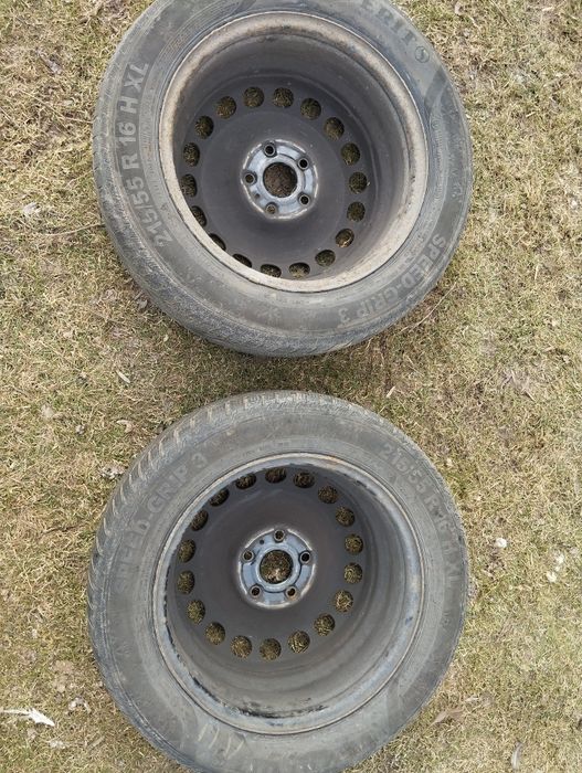 Продам зимові шини 215 55 r16