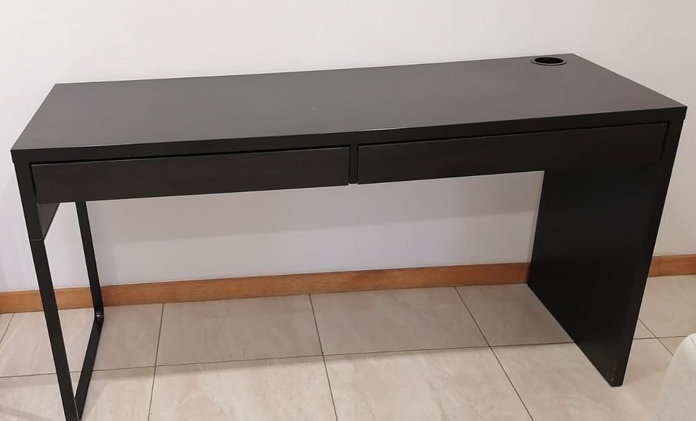 Secretaria Preta MICKE IKEA