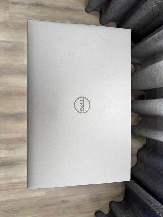 Ноутбук Dell Precision 5750 | i7-10750H RTX 3000 | Ram-32 SSD-512 FHD