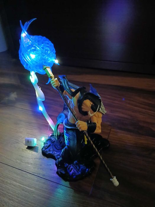 Figurka Anime Białobrody Edward Newgate Max One Piece