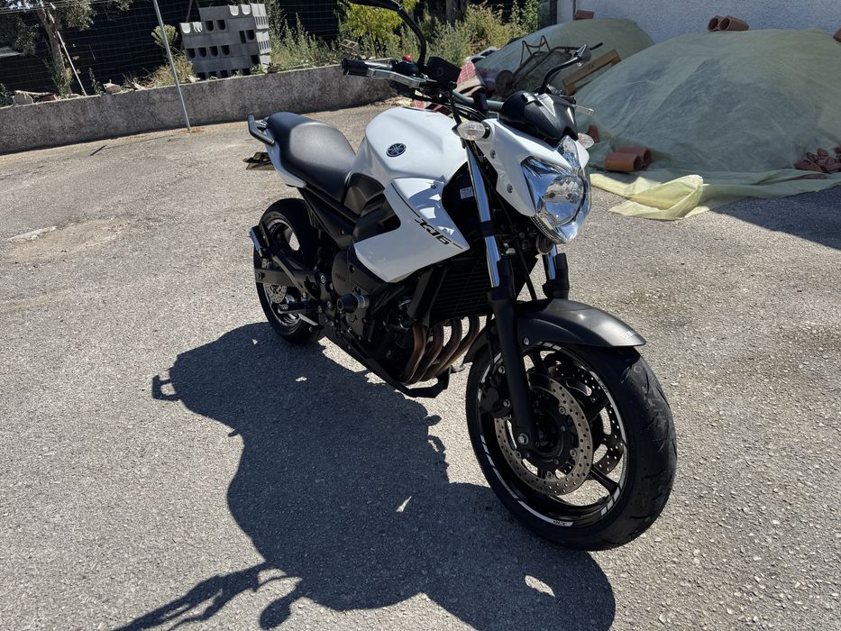Yamaha XJ6  2013