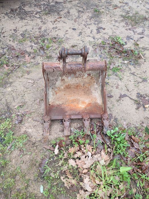 Mini,-Giratória -Volvo ECR 28 -Raio zero