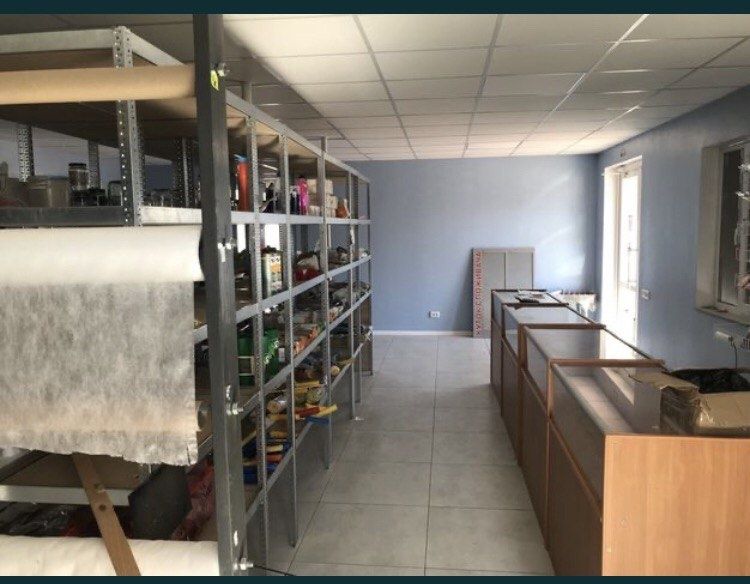 Оренда приміщення договірна в центрі з ремонтом