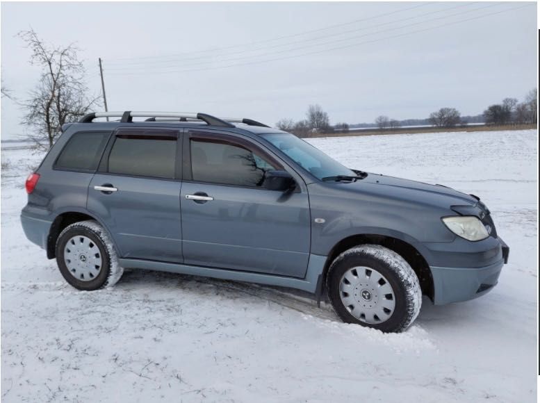 Продам Mitsubishi Outlender 1