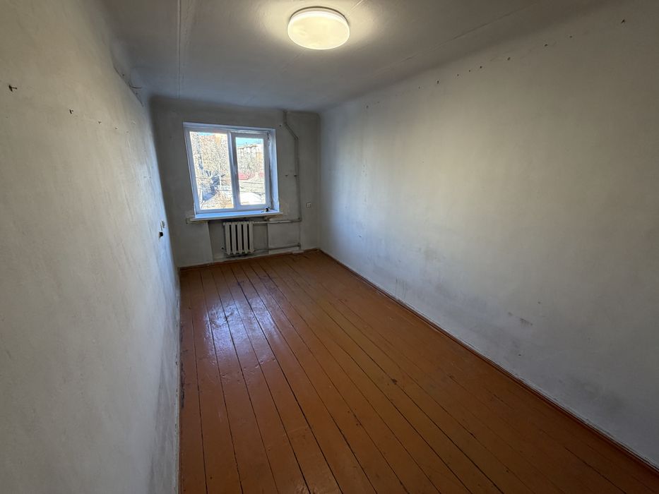 Двокімнатна. м-н Зигіна. Гарне планування. Цегляний будинок