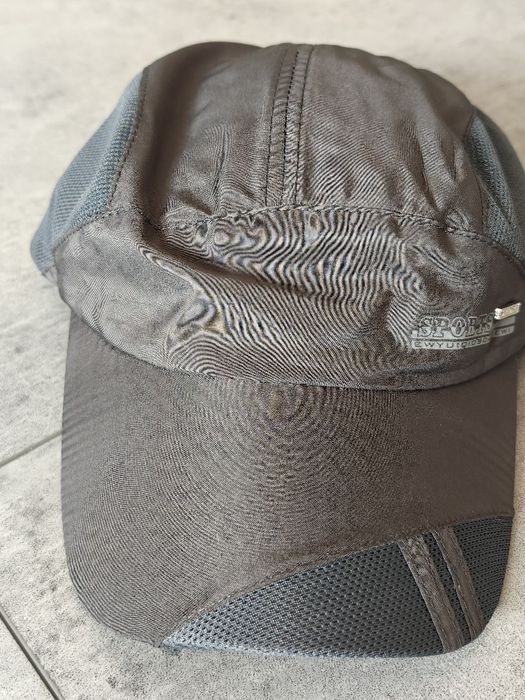 Czapka z daszkiem męska