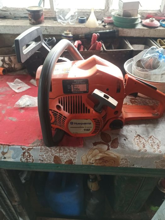 Дровогризка Husqvarna 142