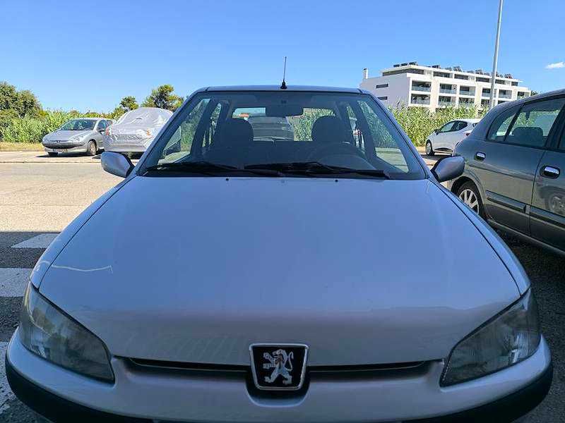 Peugeot 106 1.1 Quiksilver - Estimado em garagem!
